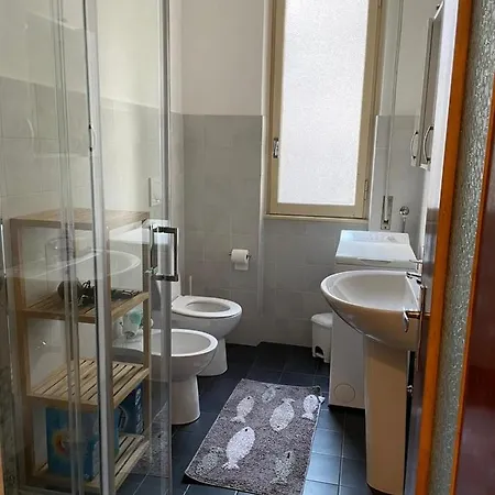 Su E Giu Levante Semesterbostad Rapallo